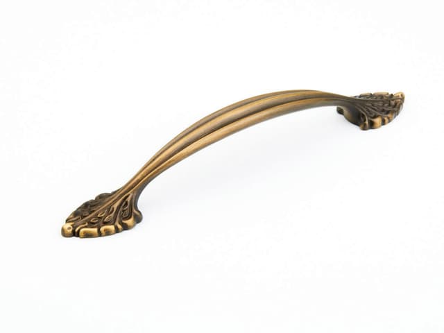 6" Corinthian Cabinet Pull, Redington Brass