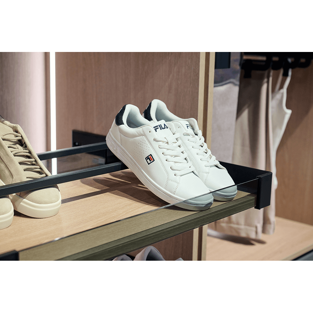 17" x 1" x 1-1/2" Conero Shoe Fence, Powder Black, 20/Box Alt 1 - Image