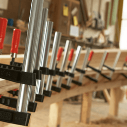 24" Medium-Duty Bar Clamp with Wood Handle, 4-1/2" Throat Depth - Alt Image 2