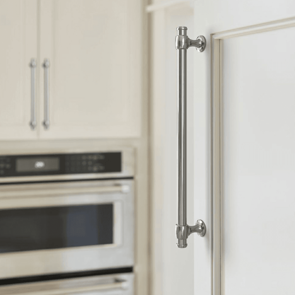 Amerock Winsome Bar Pull, Matte Black - Installed on Cabinet