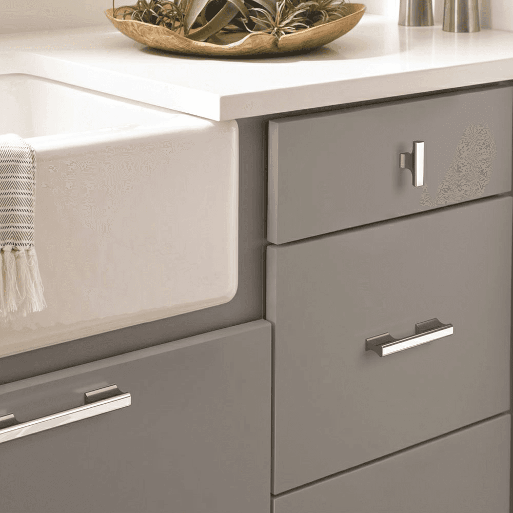 Amerock Status Collection - 5-1/16 in Cabinet Pull, Matte Black