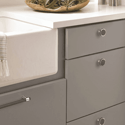 Modern split-finish design of Mergence Bar Pull by Amerock