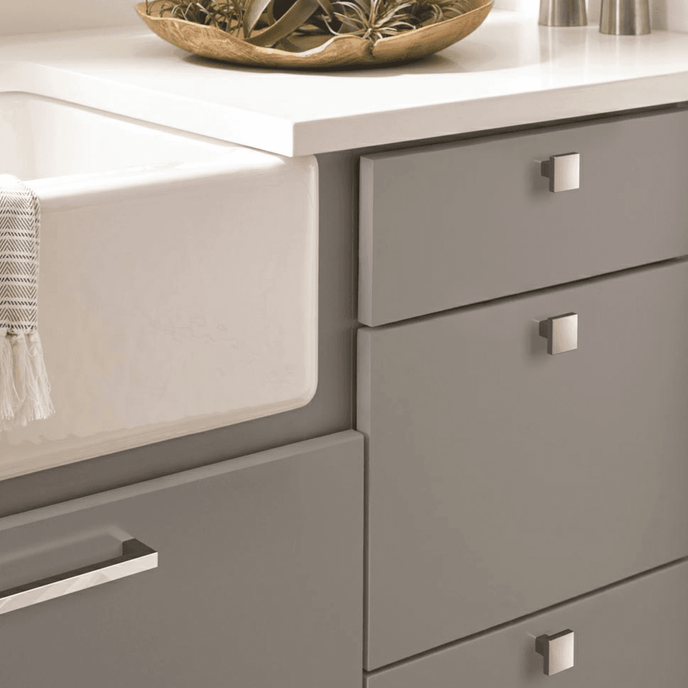 High-quality Monument Square Knob in Champagne Bronze Finish by Amerock