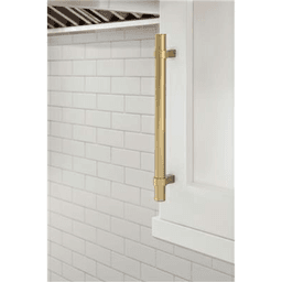 6-5/16" Central Bar Pull, Matte Black Alt 1 - Image