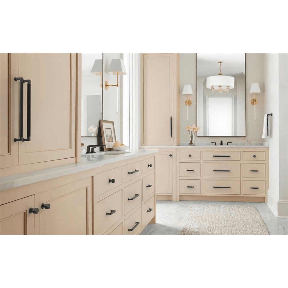 192mm Balata Cabinet Pull, Matte Black Alt 4 - Image