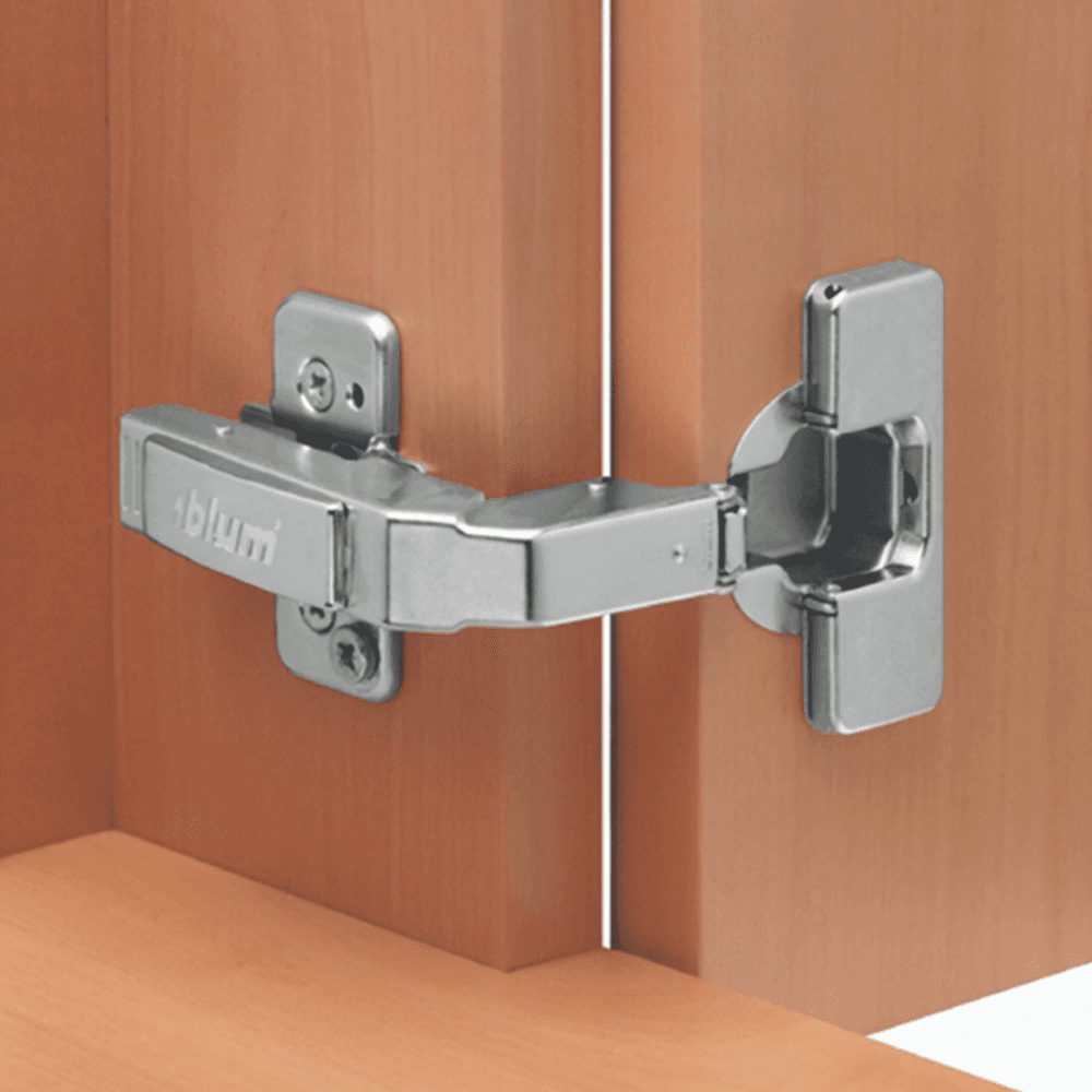 Clip Top Blind Corner 95&#730; Opening Hinge, 45mm Bore Pattern, Self-Closing, Overlay, Inserta - Alt Image 1