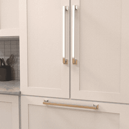 18" Studio Appliance Pull, Oil-Rubbed Bronze (5/Box) Alt 2 - Image