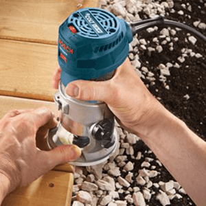 Rugged 360&#730; Aluminum Base Housing with Wide-Bit Capacity