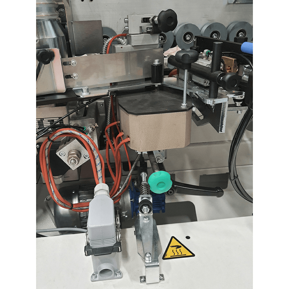 E450PM Automatic Edgebander with Inferior Holt-Melt Glue Pot (EVA)/Chain Panel-Feeding and Pre-Milling Alt 2 - Image
