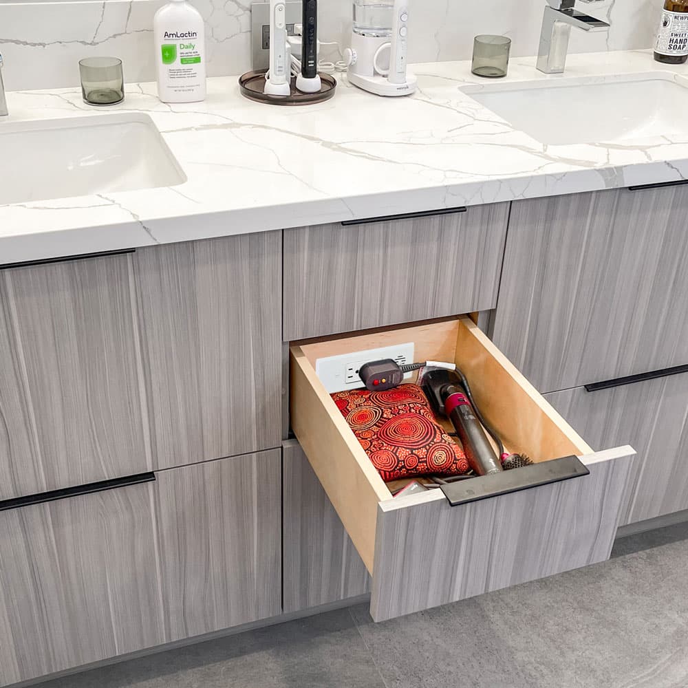 Docking Drawer 15 Amp Blade Compact Vanity Outlet with 2 AC Outlets GFCI, Stainless Steel - LifeStyle Image