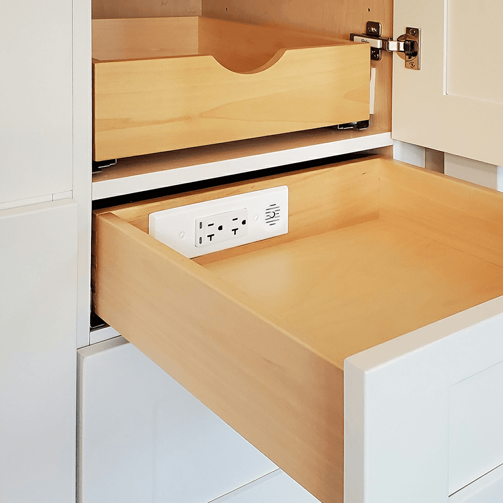 Docking Drawer Blade In-Drawer Outlet with 2 20-amp AC Outlet and 2 65W USB-C Port, White Alt 2 - Image