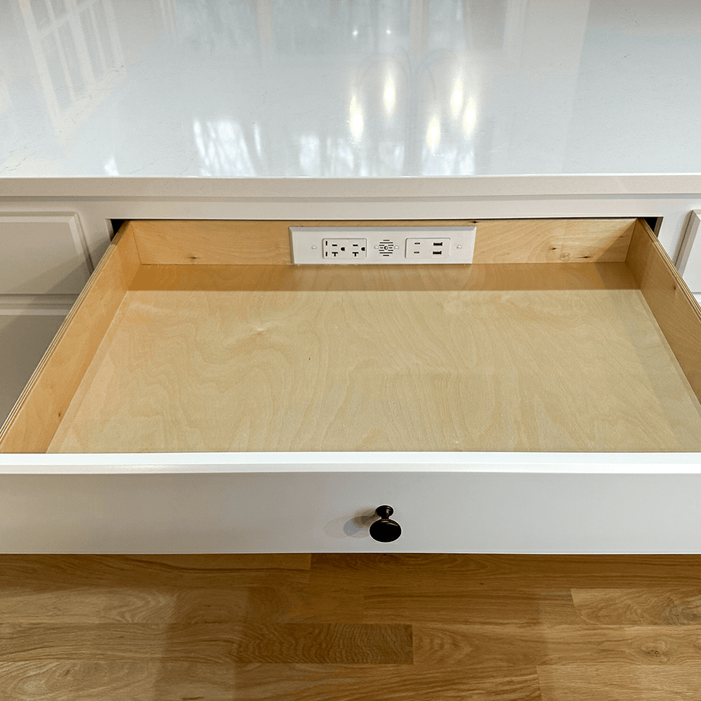 Docking Drawer Blade Duo In-Drawer Outlet with 2 20-amp AC Outlet and 2 65W USB-C/30W USB-C/USB-A Port, White Alt 1 - Image