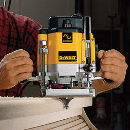Dewalt Router with Full-Wave Electronic Variable Speed Motor and Dust Extraction Adapter