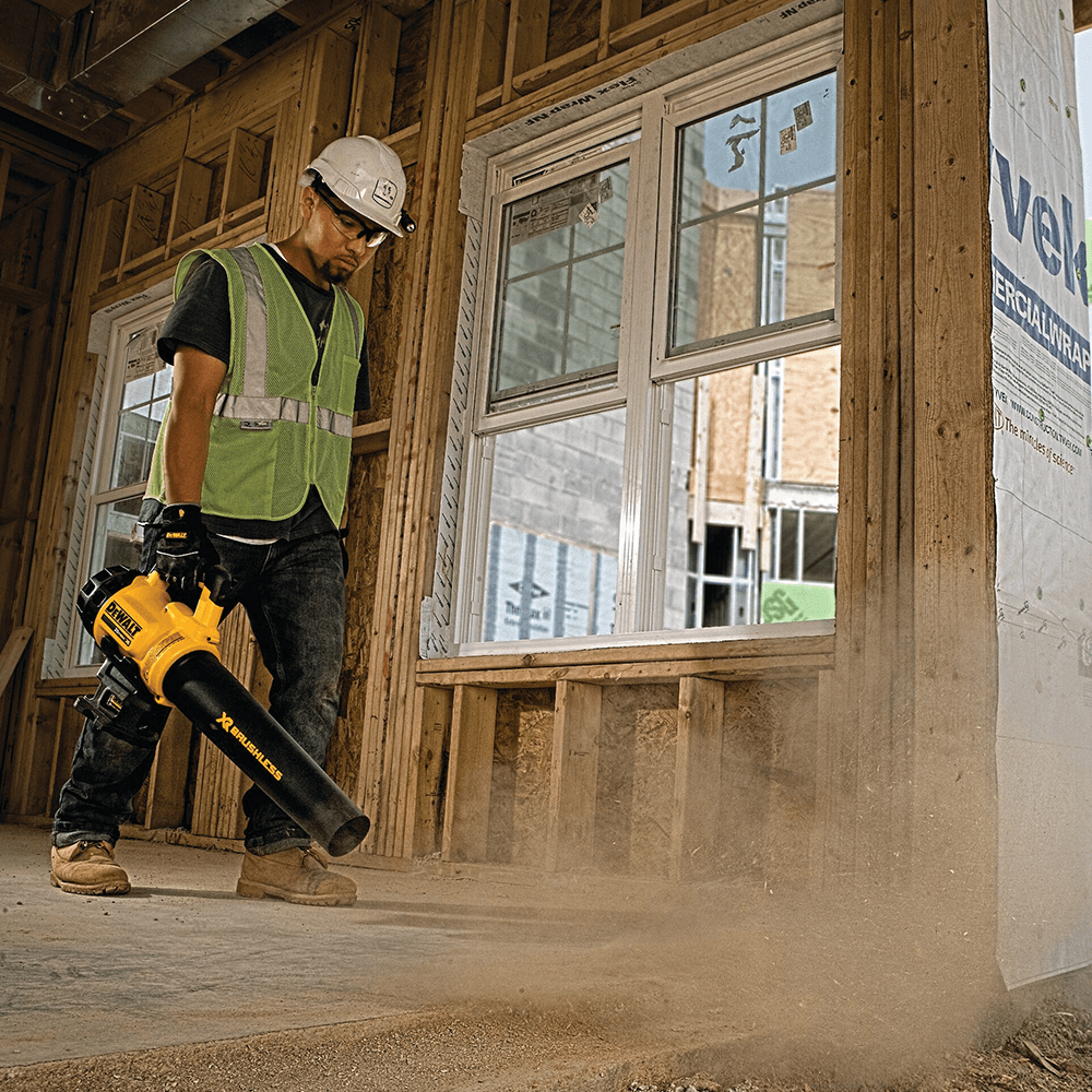 Ergonomic and Lightweight Design for Easy Control and Reduced Arm Stress