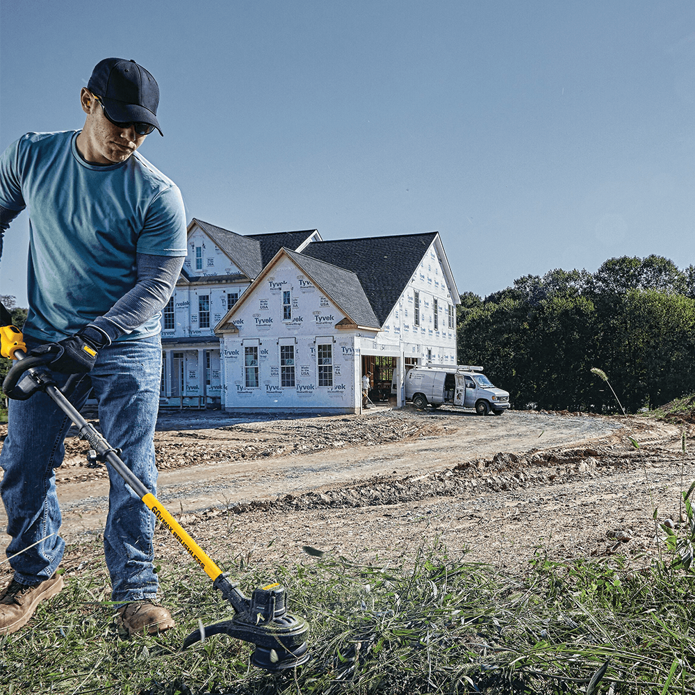 Flexvolt 60V Max Cordless String Trimmer Kit - Alt Image 2