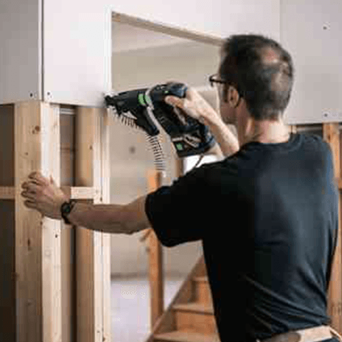 Rotating collation magazine for use in tight areas