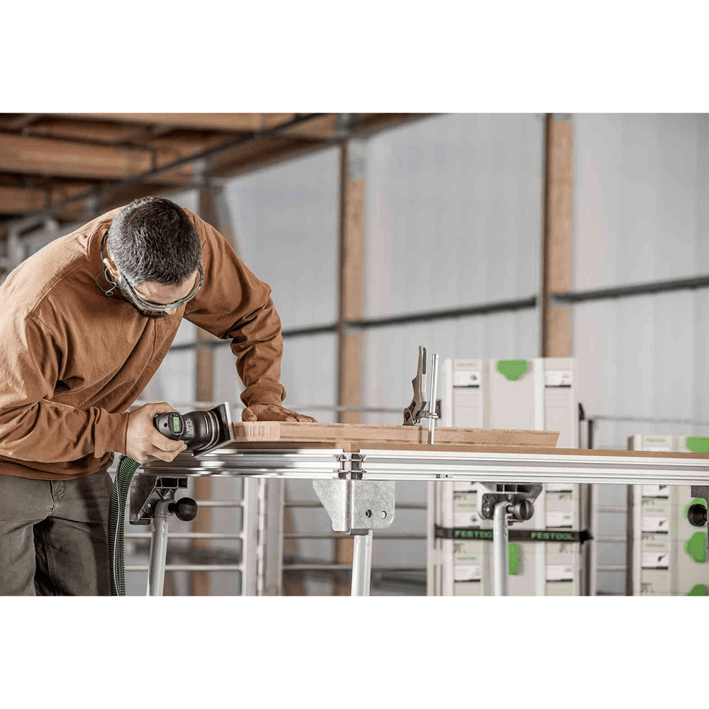 Interlocking Dust Port for Improved Retention - Festool RTS 400 REQ-Plus