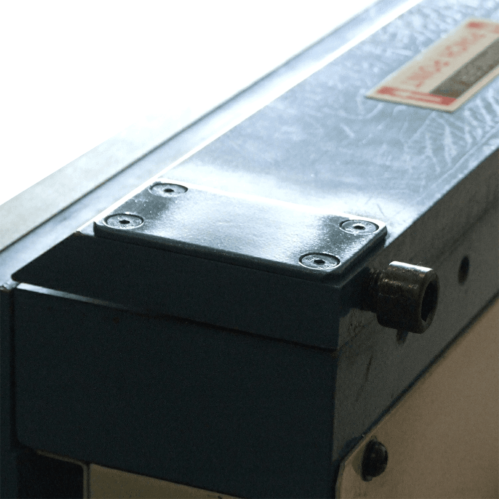 Baileigh BB-9616M Magnetic Sheet Metal Brake, 1 Phase/220V Alt 2 - Image