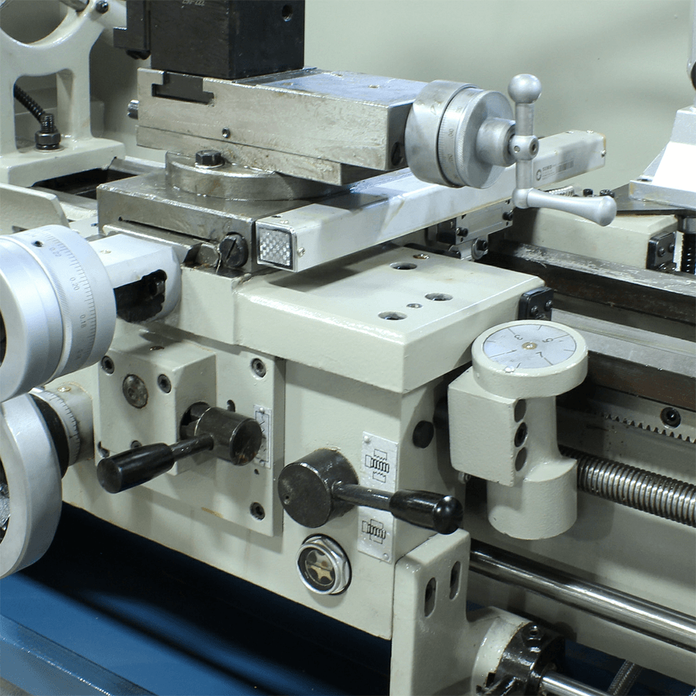 Baileigh PL-1340E-1.0 Metal Lathe, 1 Phase/220V Alt 1 - Image