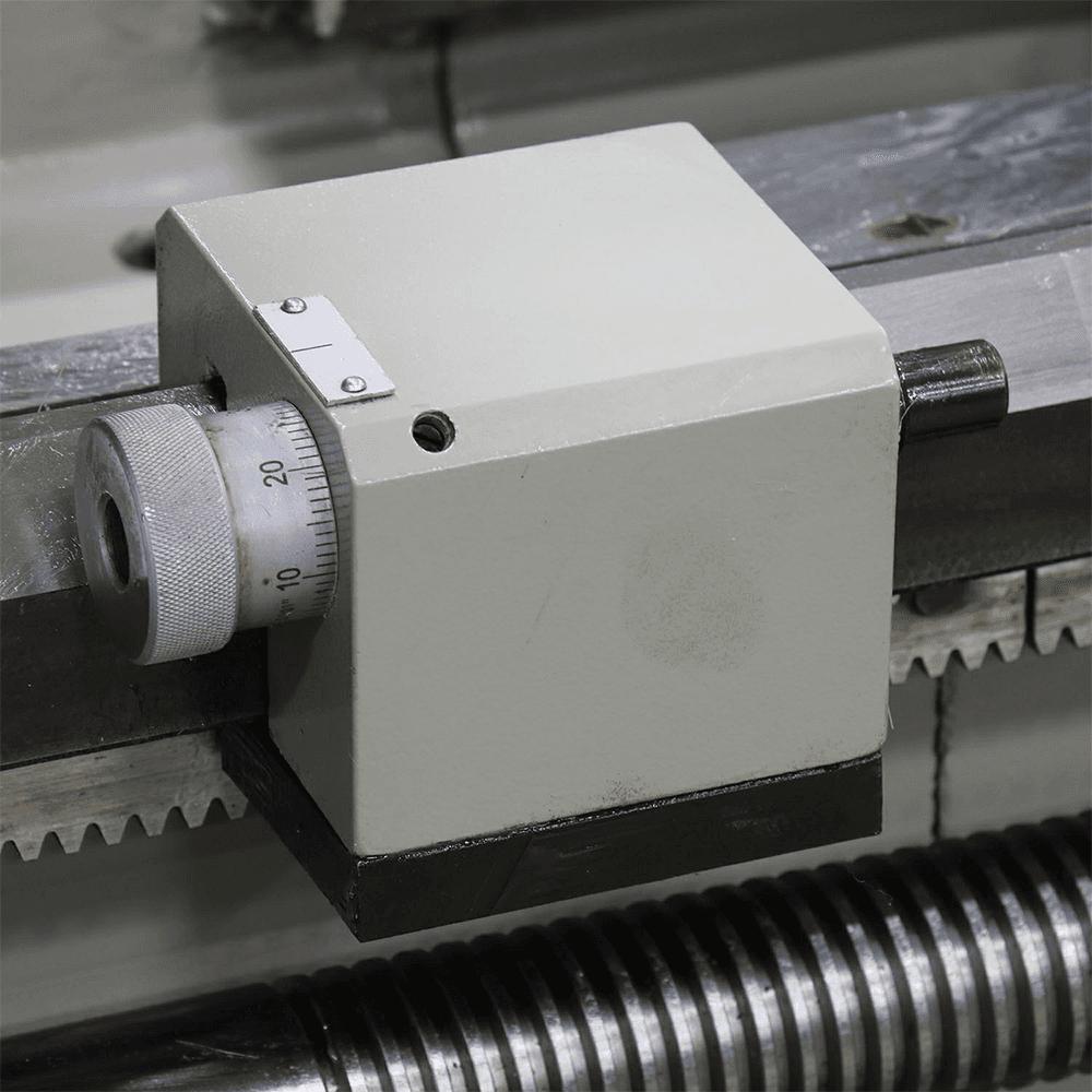Baileigh PL-1860E-1.0 7.5 HP Metal Lathe, 3 Phase/220V Alt 9 - Image