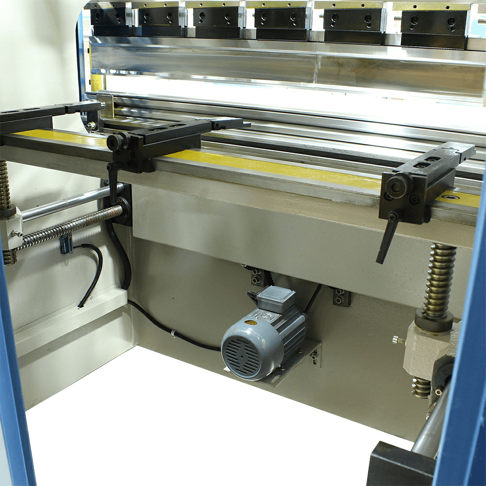 Baileigh BP-3305CNC 1/2 HP CNC Press Brake, 3 Phase/220V Alt 9 - Image