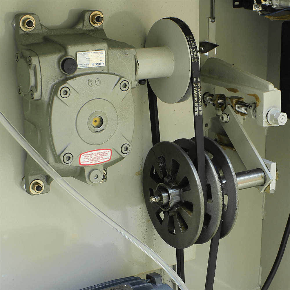 Baileigh BSV-18VS-220-V2 1 HP Variable Speed Vertical Band Saw, 1 Phase/220V Alt 3 - Image