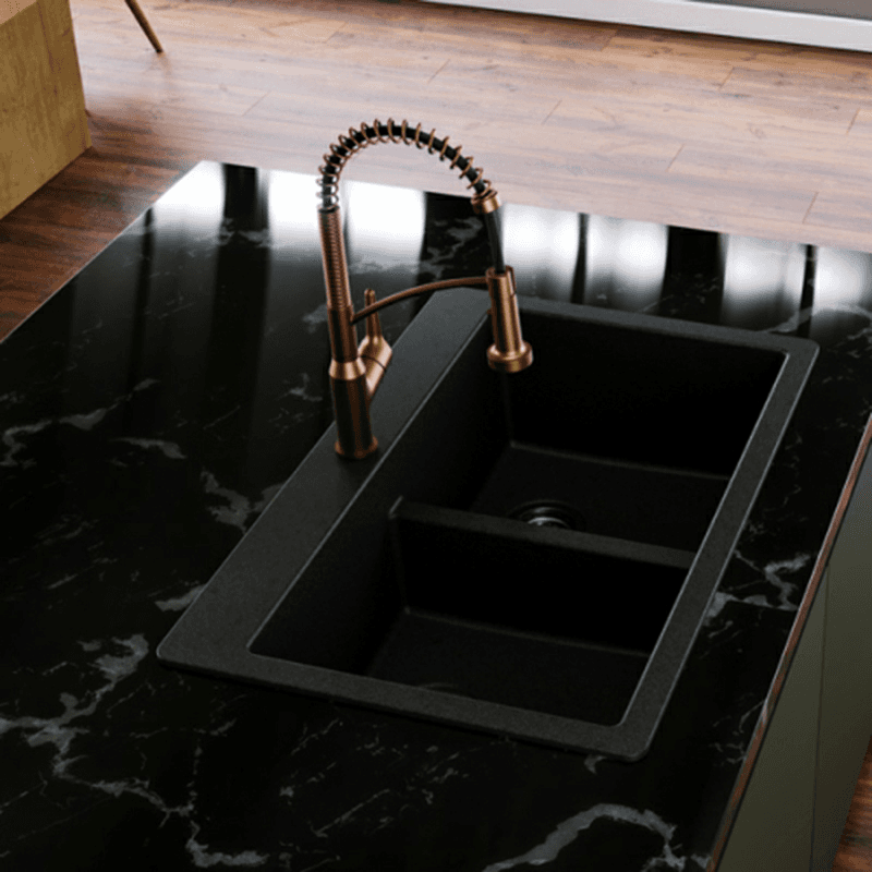 Scottsdale Single-Handle Pull-Down Sprayer Kitchen Faucet, Oil Rubbed Bronze Alt 2 - Image
