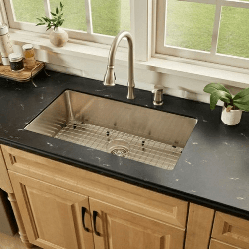 Novaro Stainless Steel Undermount 18G Single Bowl Kitchen Sink, 30-7/8" x 17-1/4" x 9" Alt 4 - Image