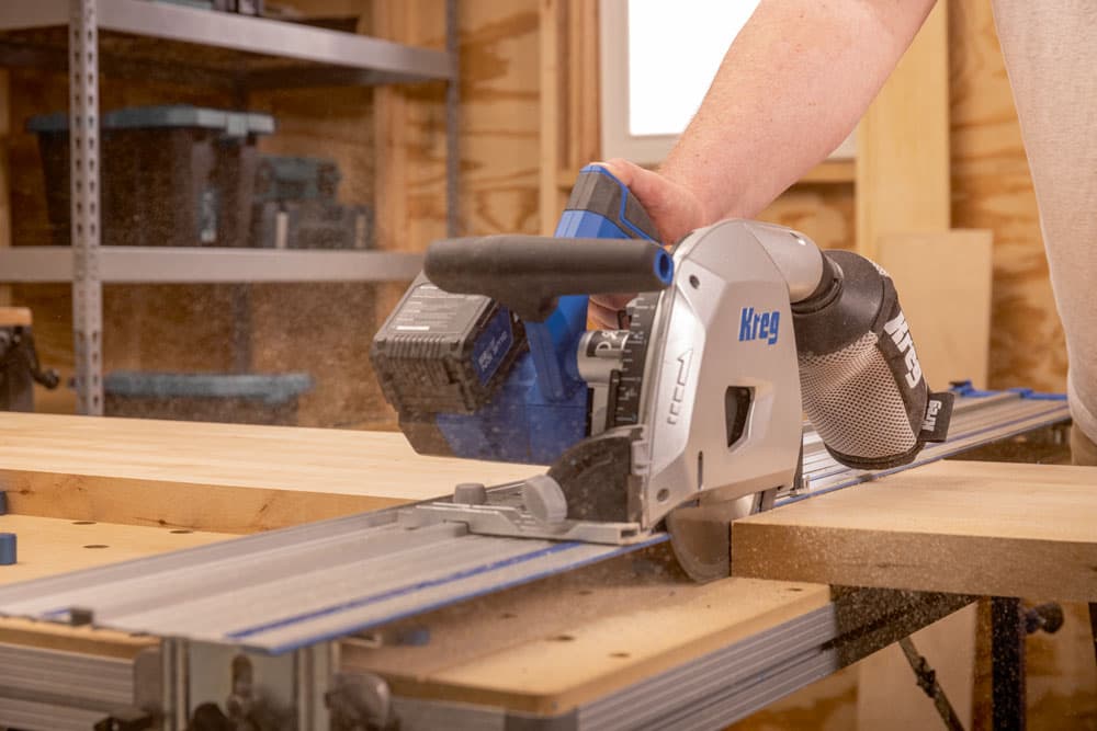 Kreg 20V Ionic Drive™ 6 1/2-in Plunge-Cut Track Saw Kit - Image 13
