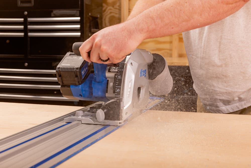 Kreg 20V Ionic Drive™ 6 1/2-in Plunge-Cut Track Saw Kit - Image 3