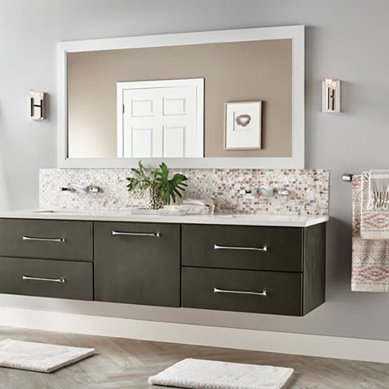 Tesla 18" Towel Bar in Chrome Finish - Liberty Hardware Avante