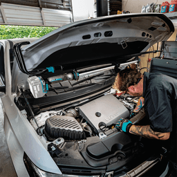 18V LXT Lithium‑Ion L.E.D. Underhood Work Light, Light Only Alt 4 - Image