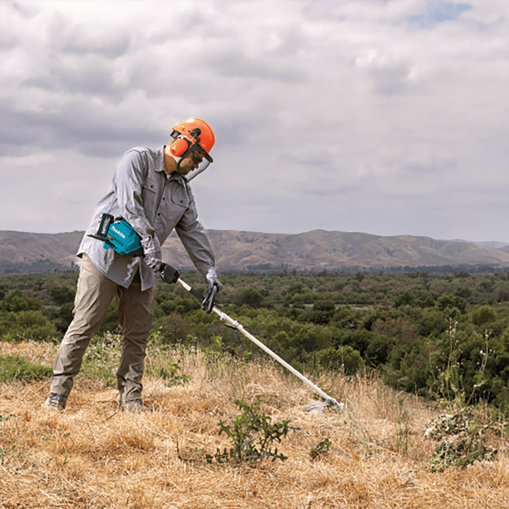 17" String Trimmer Couple Shaft Attachment Alt 3 - Image