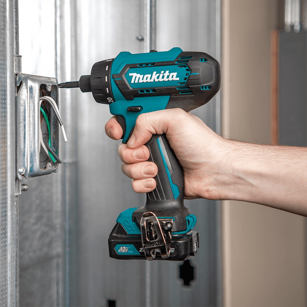 12 V max CXT Lithium-Ion Cordless 1/4" Hex Screwdriver Kit (2.0 Ah) Alt 17 - Image