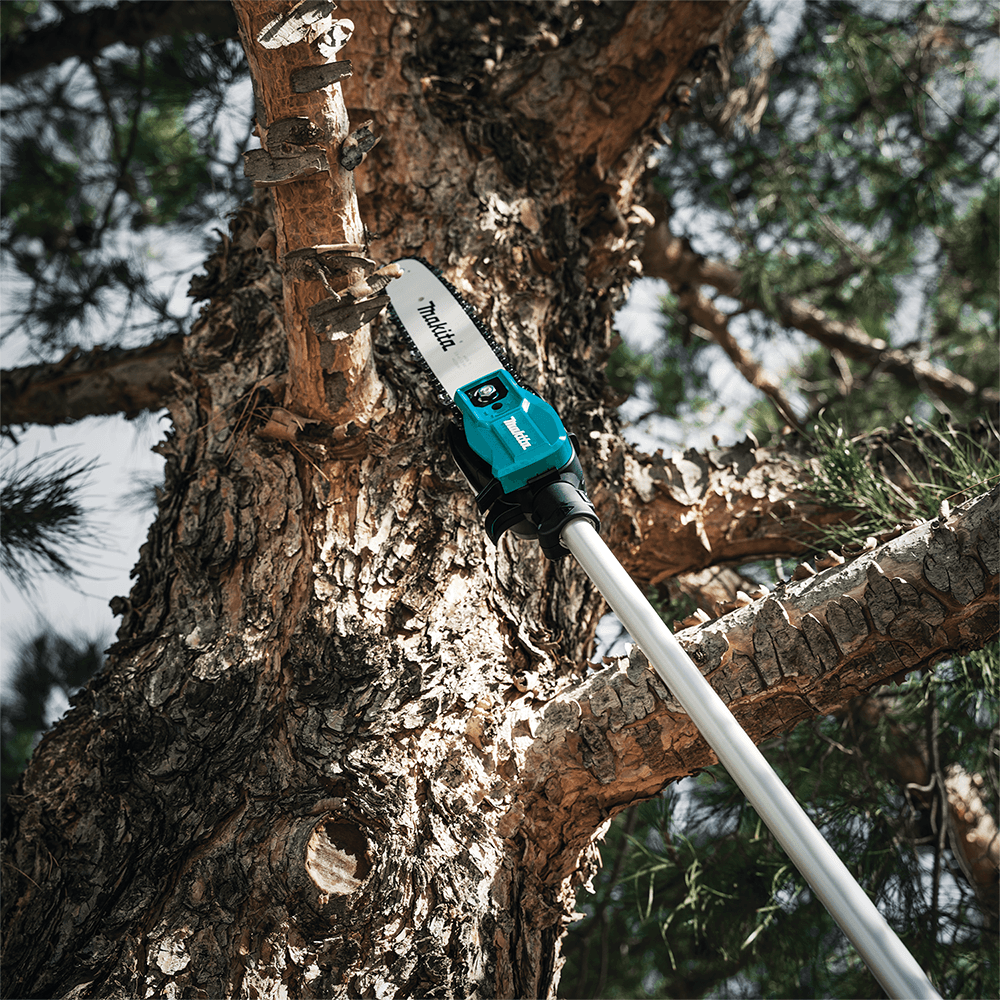 40V max XGT Brushless Cordless 10" Pole Saw Kit, 8' Length (4.0Ah) Alt 10 - Image