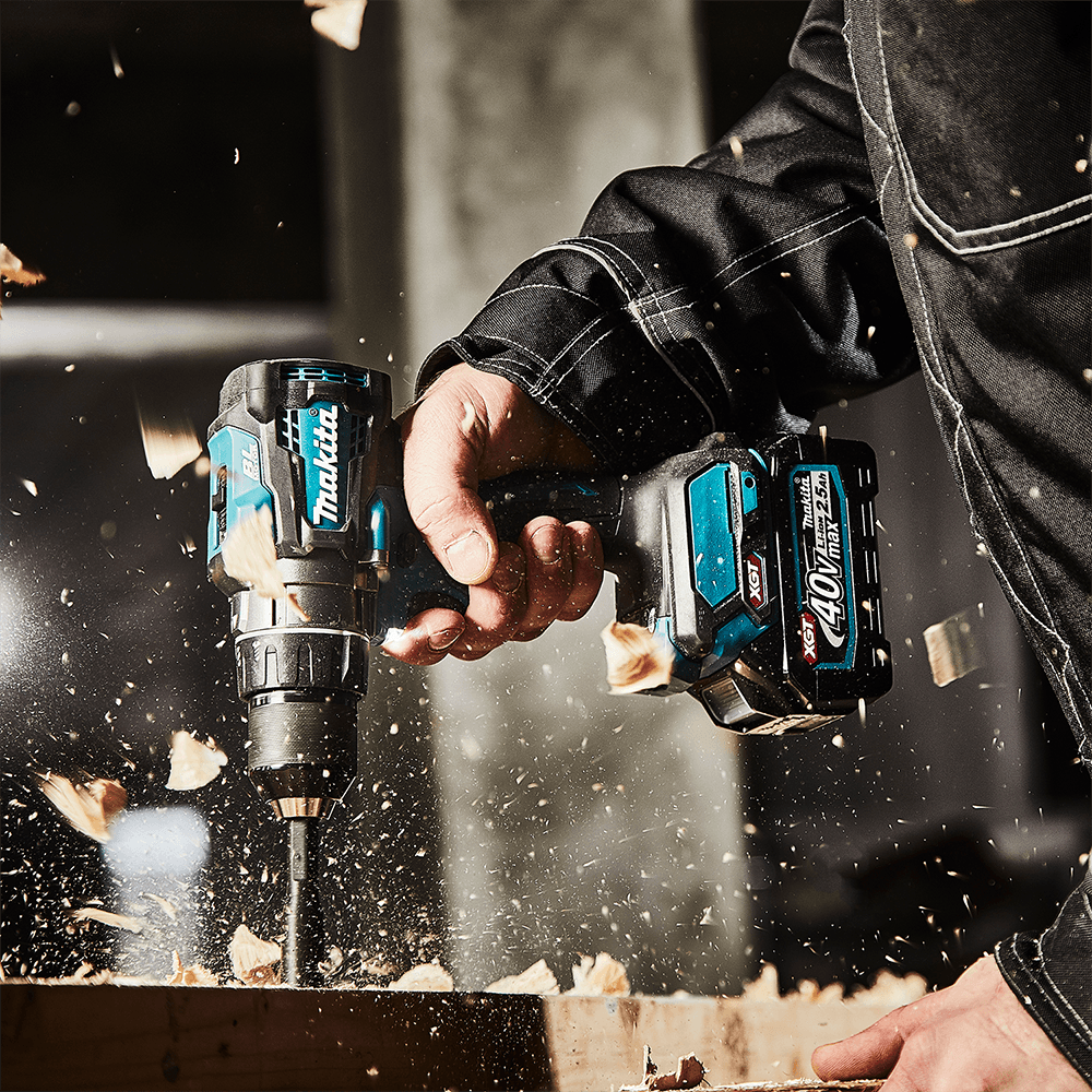 40V max XGT Brushless Cordless 1/2" Driver-Drill Kit (2.5 Ah) Alt 9 - Image