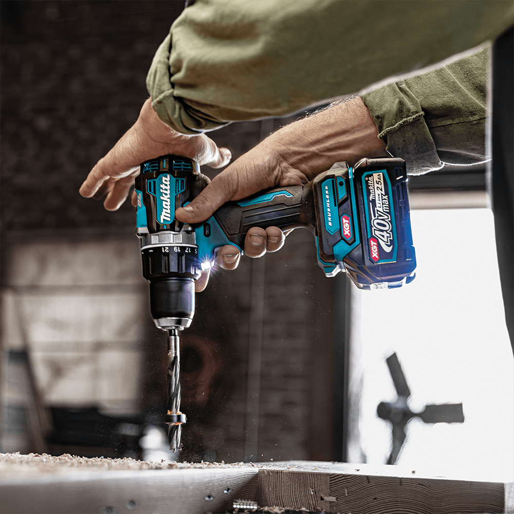 40V max XGT Compact Brushless Cordless 1/2" Driver-Drill Kit (2.5 Ah) Alt 11 - Image