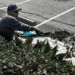 40V max XGT Brushless Cordless 24" Single-Sided Hedge Trimmer Kit (4.0Ah) Alt 10 - Image