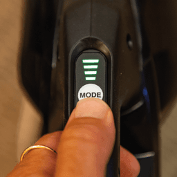 40V max XGT Brushless Cordless 4-Speed Compact Stick Vacuum Kit with Dust Bag (2.0Ah) Alt 10 - Image