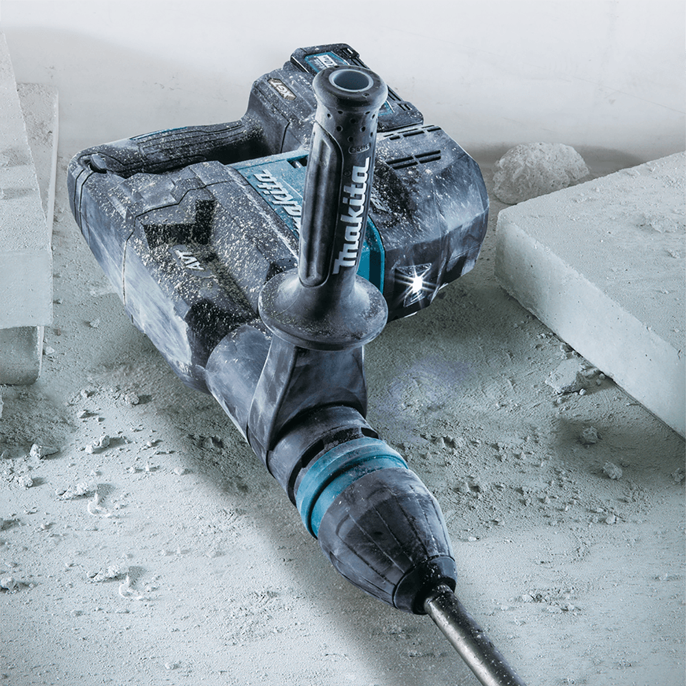 40V max XGT Brushless Cordless SDS-MAX AVT Demolition Hammer Kit with AWS Capable (4.0 Ah) Alt 18 - Image