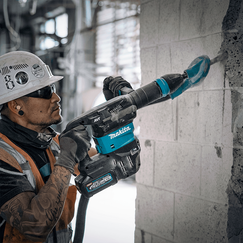 40V max XGT Brushless Cordless SDS-MAX AVT Demolition Hammer Kit with AWS Capable (4.0 Ah) Alt 19 - Image