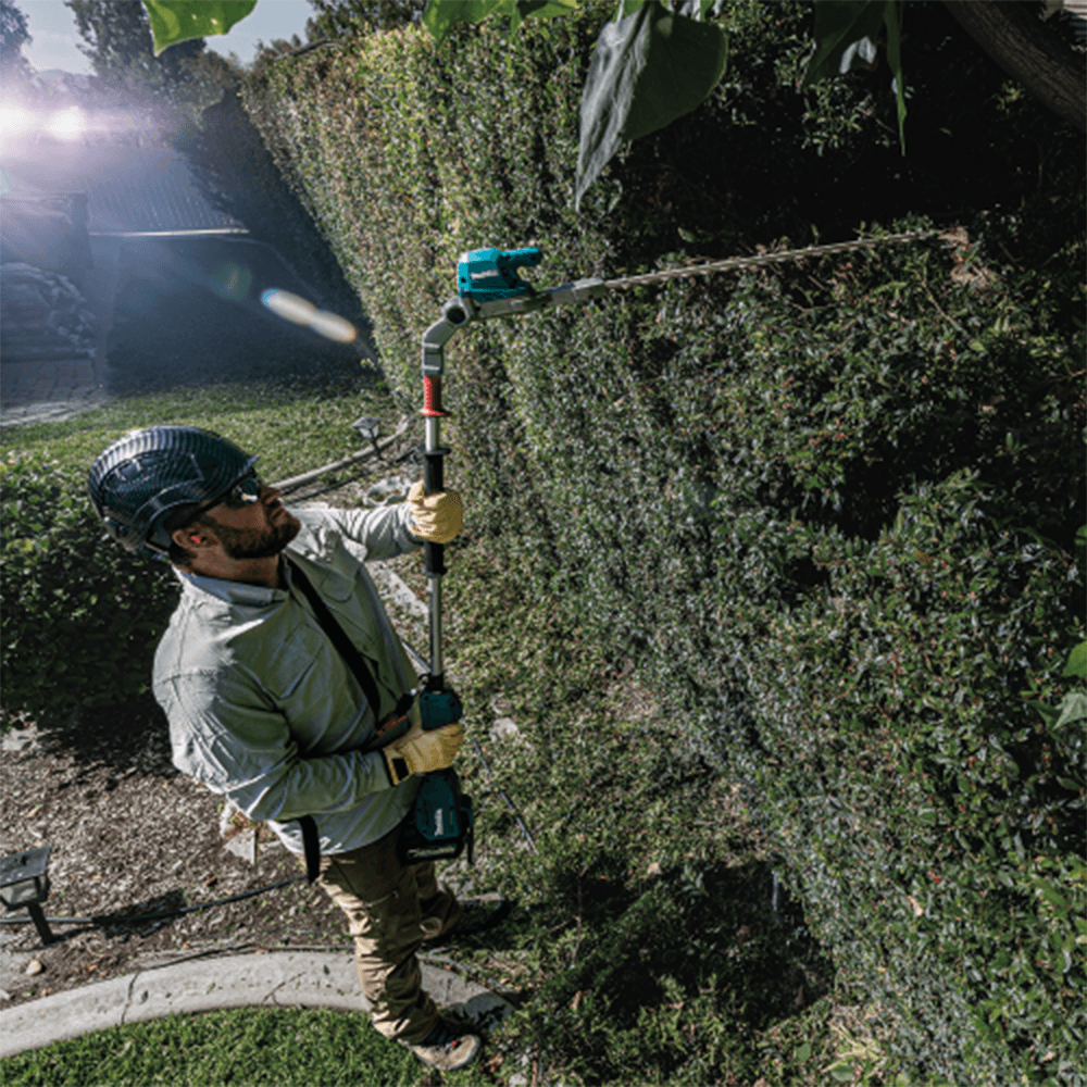 40V Max XGT Brushless Cordless 24" Articulating Pole Hedge Trimmer Kit (5.0Ah) Alt 2 - Image