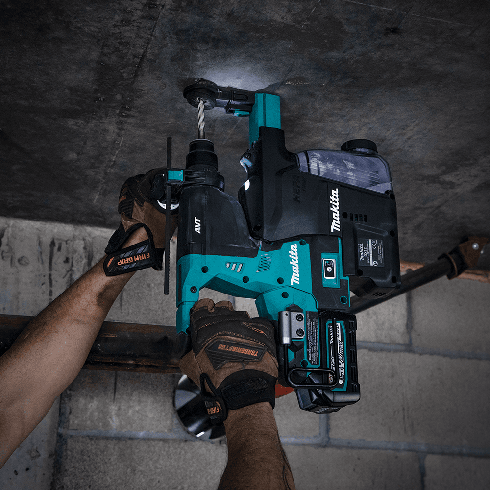 40 V Max XGT Brushless Cordless 1-1/8" SDS-PLUS AVT Rotary Hammer Kit with Dust Extractor/AFT/AWS Capable (4.0Ah) Alt 7 - Image