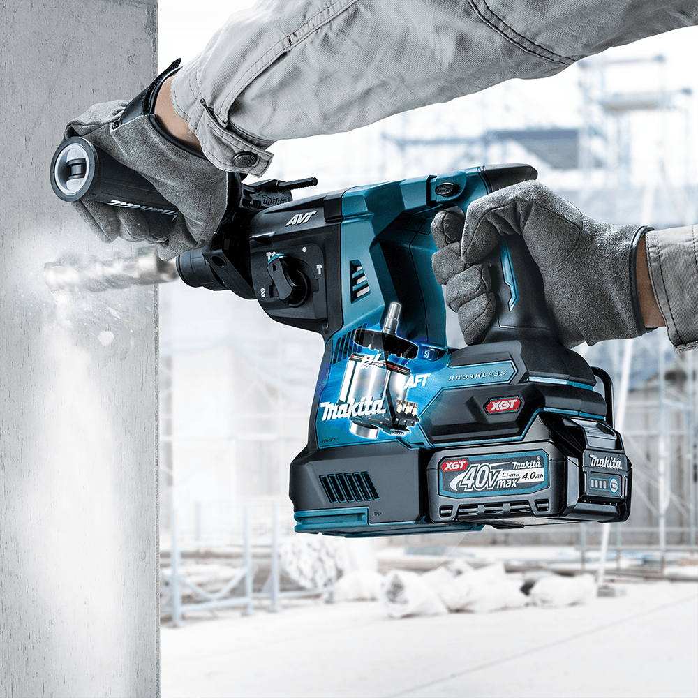 40 V Max XGT Brushless Cordless 1-1/8" SDS-PLUS AVT Rotary Hammer Kit with Interchangeable Chuck/AWS Capable (4.0Ah) Alt 10 - Image
