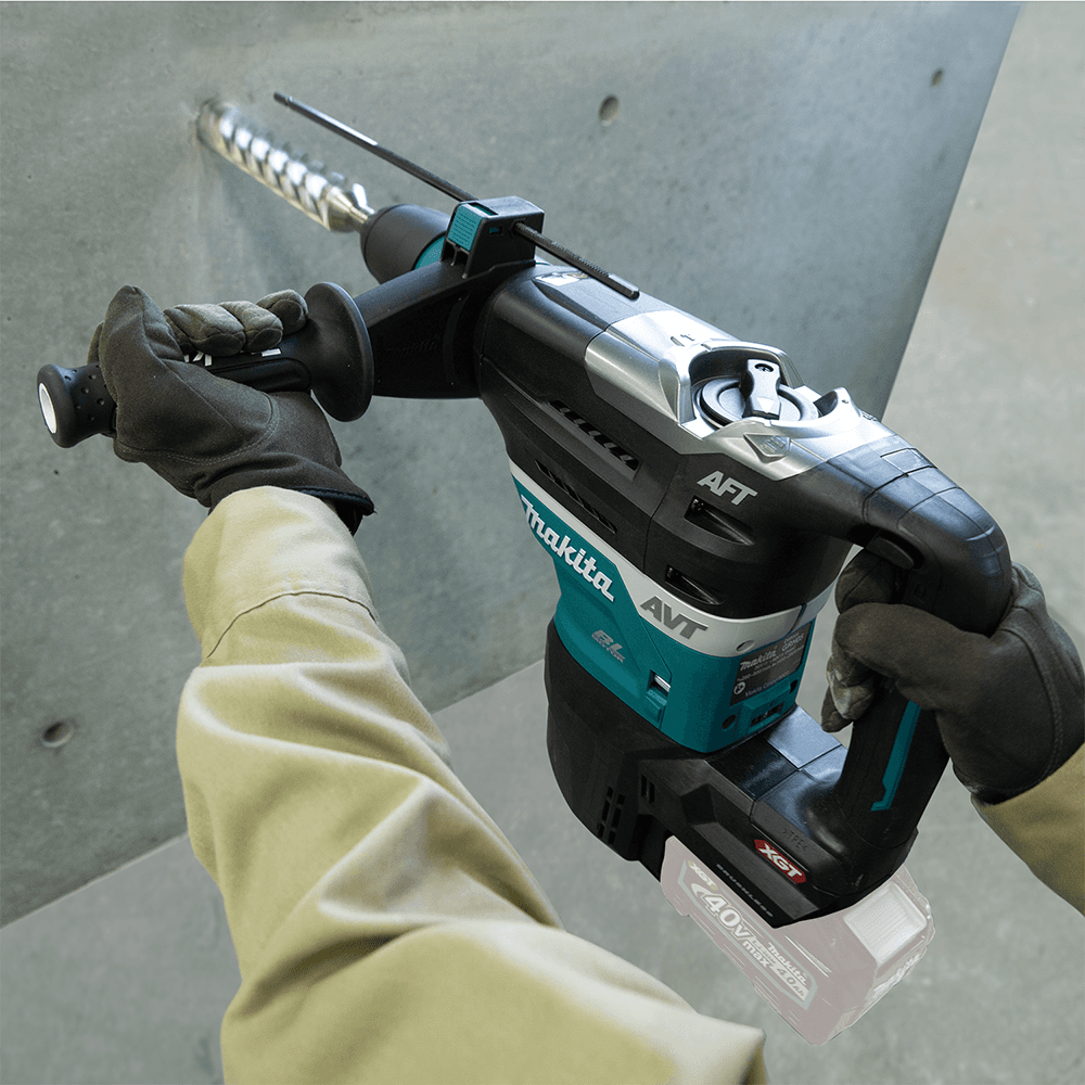 40 V Max XGT Brushless Cordless 1-9/16" SDS-Max AVT Rotary Hammer Tool Only with AFT/AWS Capable Alt 2 - Image