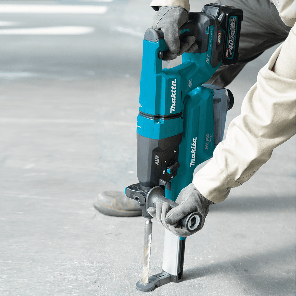 40 V Max XGT Brushless 1-1/8" SDS-PLUS AVT D-Handle Rotary Hammer Kit with Dust Extractor/AFT/AWS Capable (4.0Ah) Alt 2 - Image