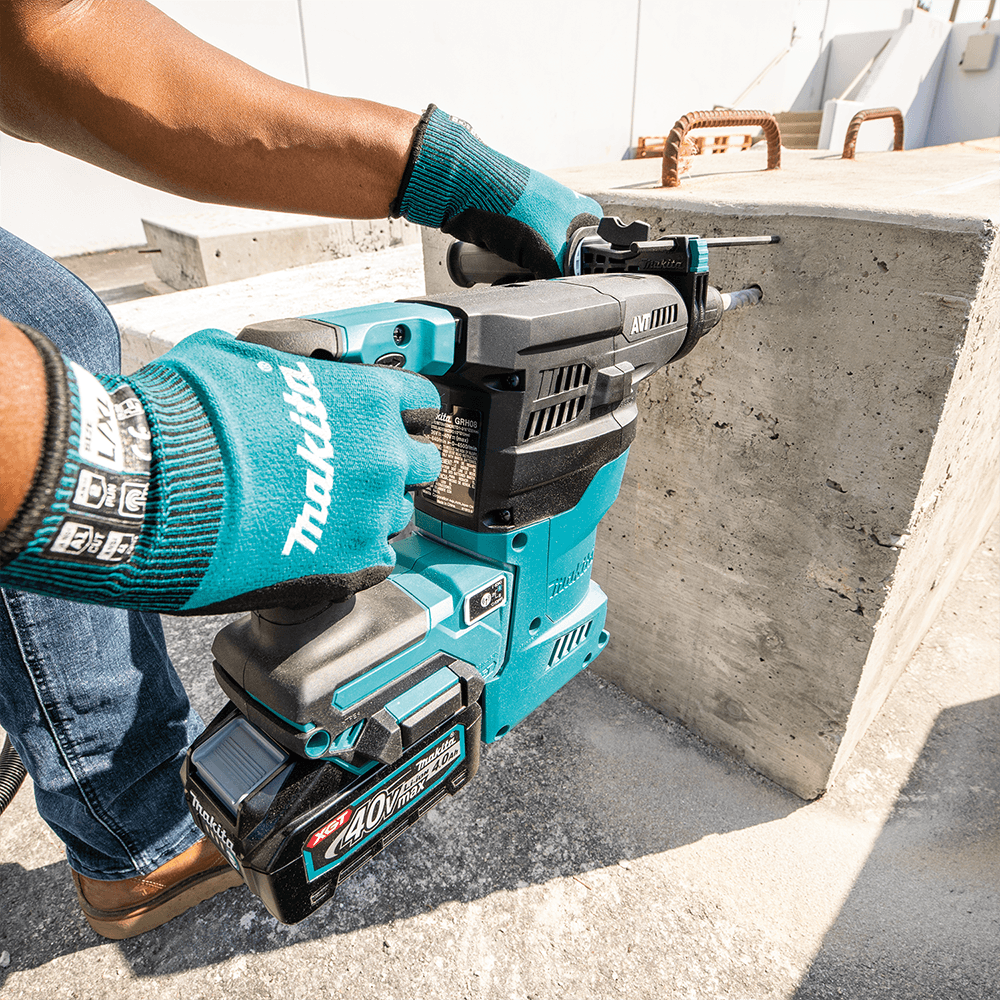 40 V Max XGT Brushless Cordless 1-3/16" SDS-PLUS AVT Rotary Hammer Kit with AFT/AWS Capable (4.0Ah) Alt 3 - Image