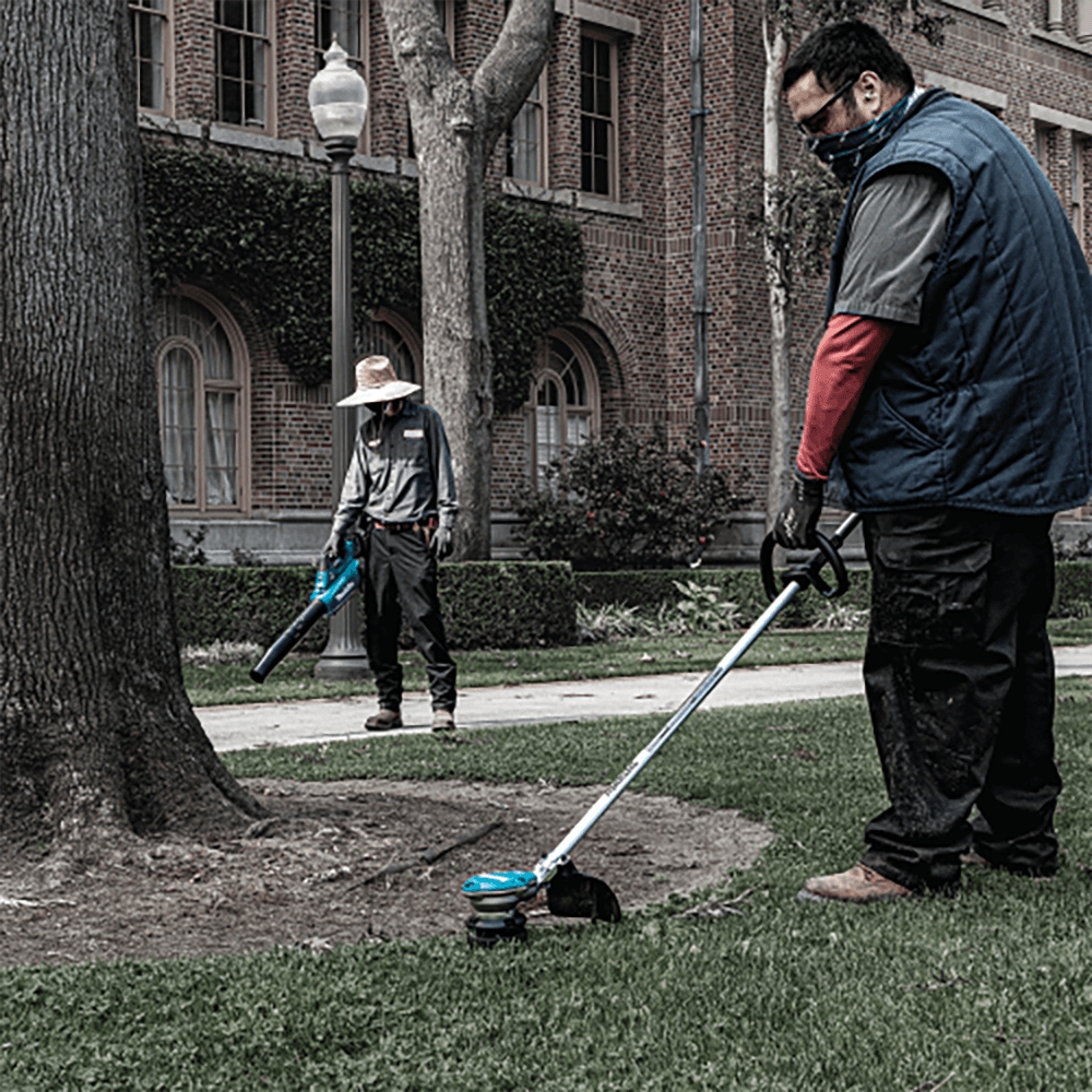 40V Max XGT Brushless Cordless 15" String Trimmer Kit (5.0Ah) Alt 15 - Image