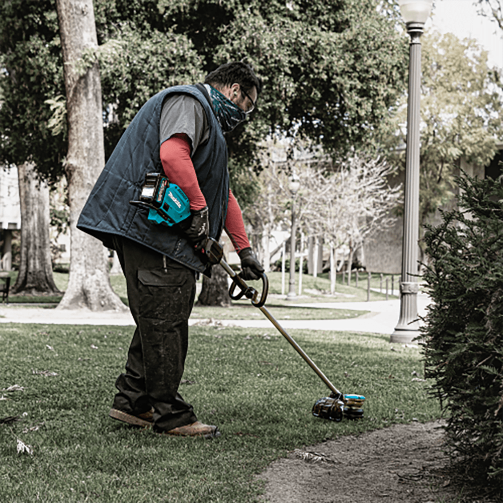 40V Max XGT Brushless Cordless 15" String Trimmer Kit (5.0Ah) Alt 18 - Image