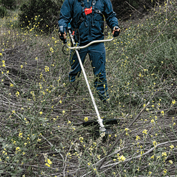 40V Max XGT Brushless Cordless Brush Cutter Kit (4.0Ah) Alt 14 - Image